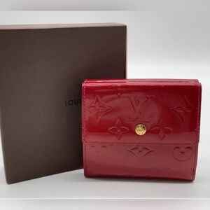 Louis Vuitton Red Trifold Monogram Vernis Leather Women's Wallet